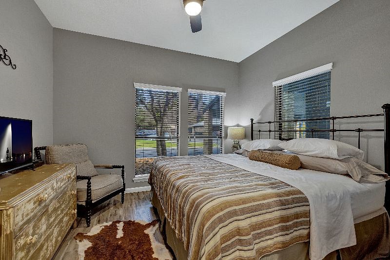 Furnished Finder property 576313_1 photo 6