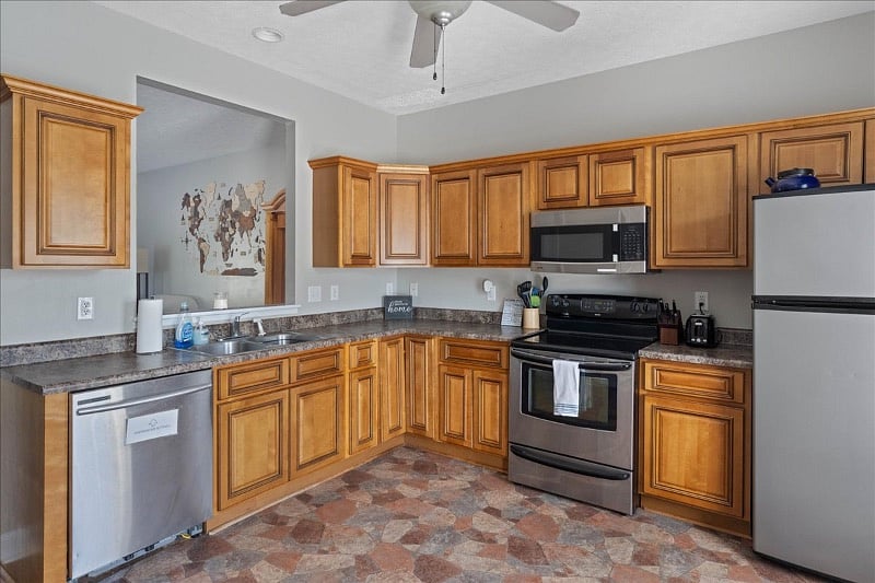 Furnished Finder property 576315_1 photo 4