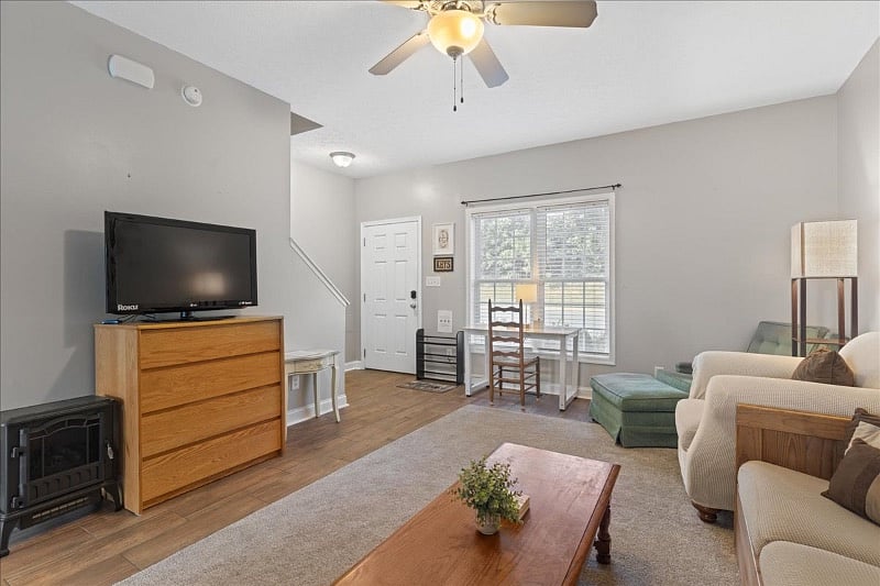 Furnished Finder property 576315_1 photo 13