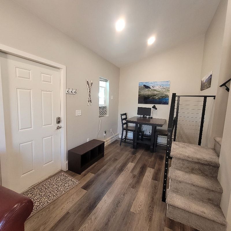 Furnished Finder property 576354_1 photo 3