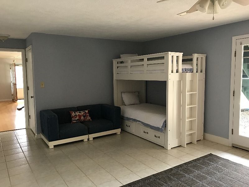 terrace level bedroom bunk bed area