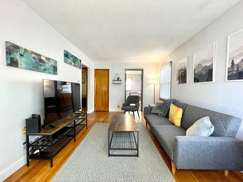 Furnished Finder property 576438_1 photo 35