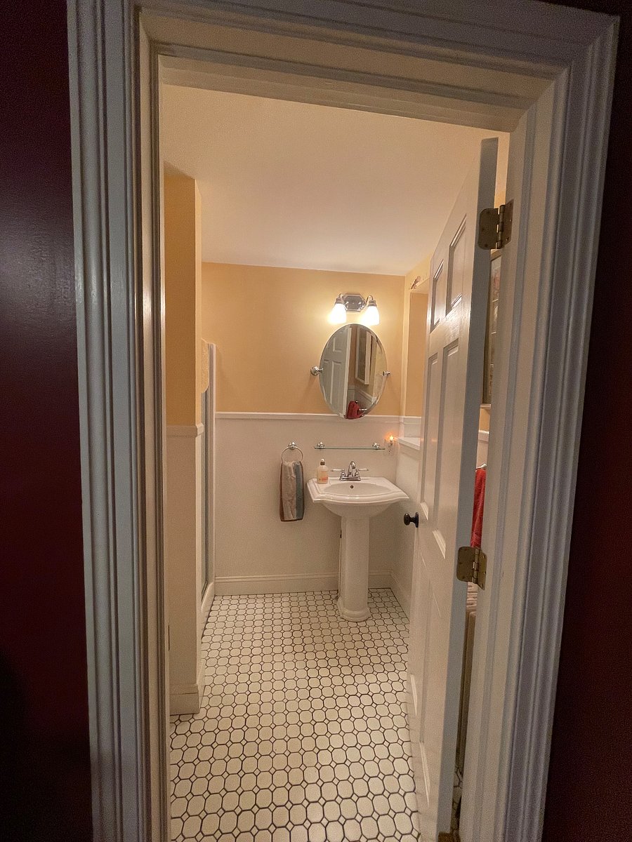 Furnished Finder property 576458_1 photo 17