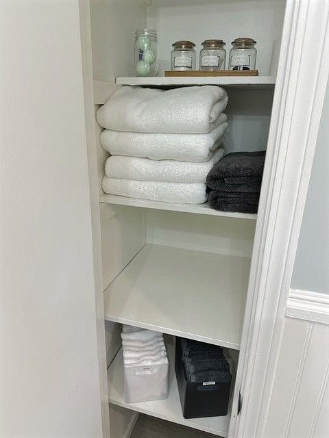 Towels and complimentary items