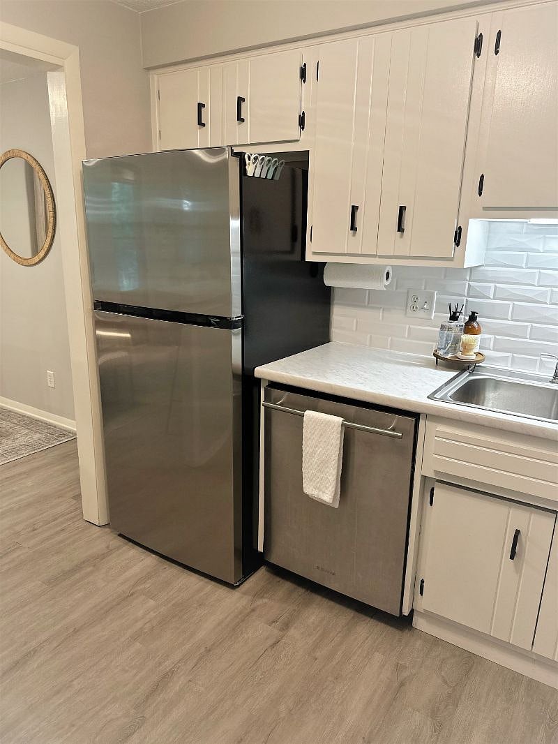 Full sized appliances