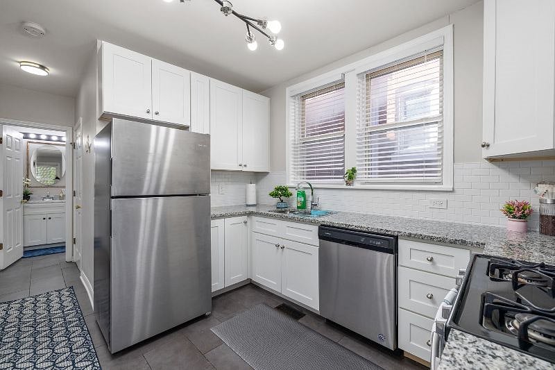 Furnished Finder property 576481_1 photo 8
