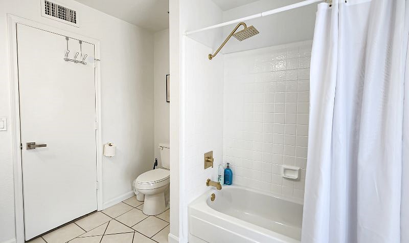 Furnished Finder property 576521_1 photo 18