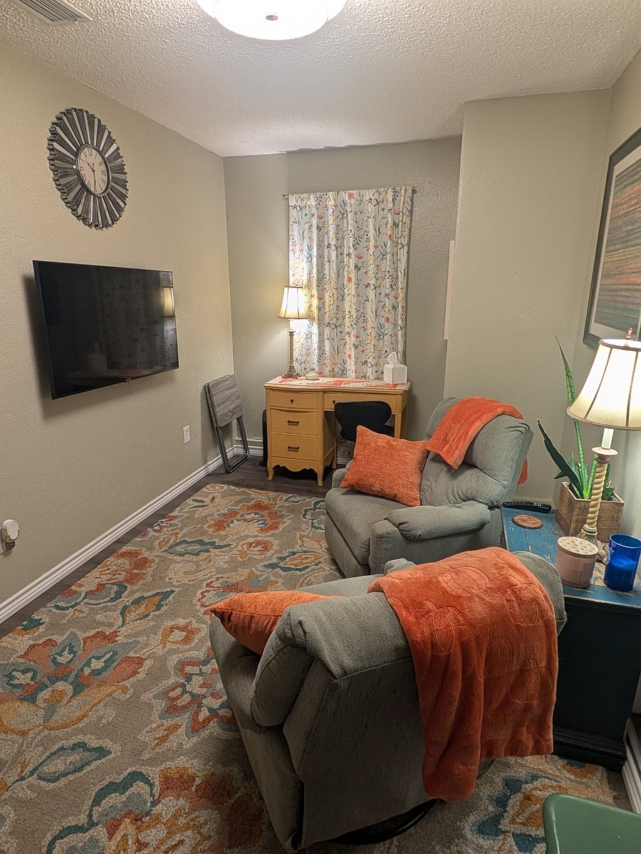 Furnished Finder property 576539_1 photo 16