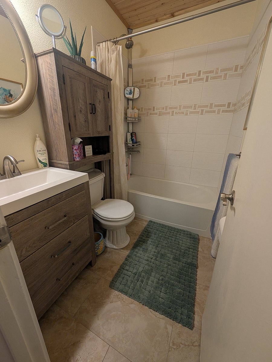 Furnished Finder property 576539_1 photo 24