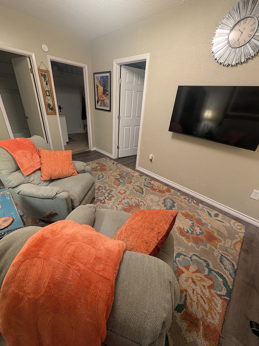 Furnished Finder property 576539_1 photo 26