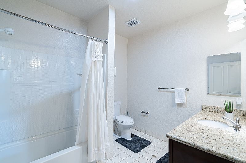 Furnished Finder property 576544_1 photo 34