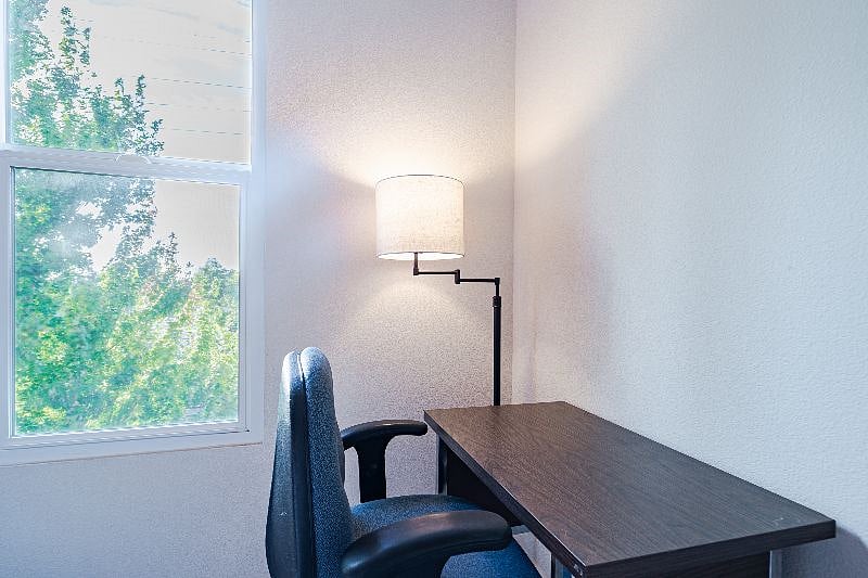 Furnished Finder property 576544_1 photo 23