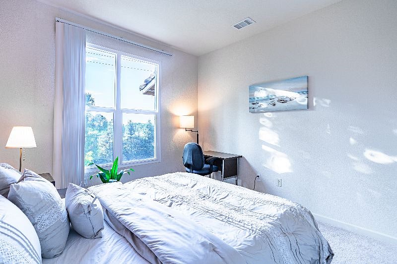 Furnished Finder property 576544_1 photo 30