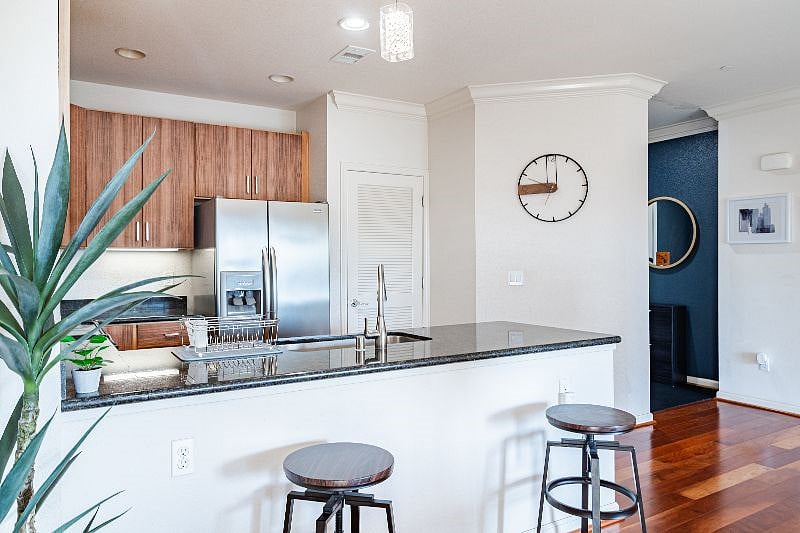 Furnished Finder property 576544_1 photo 14