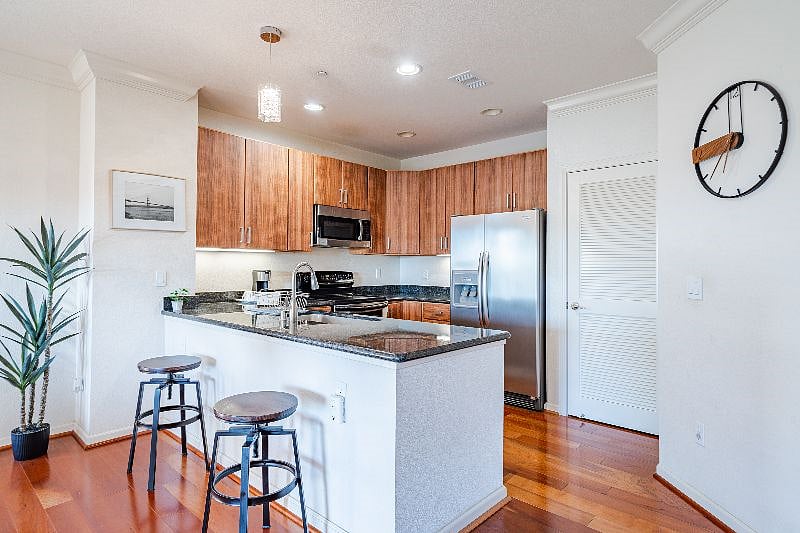 Furnished Finder property 576544_1 photo 18