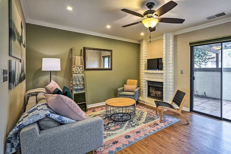 Furnished Finder property 576581_1 photo 4