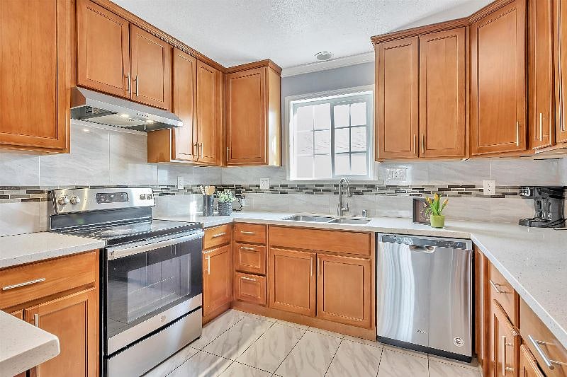 Furnished Finder property 576594_1 photo 9