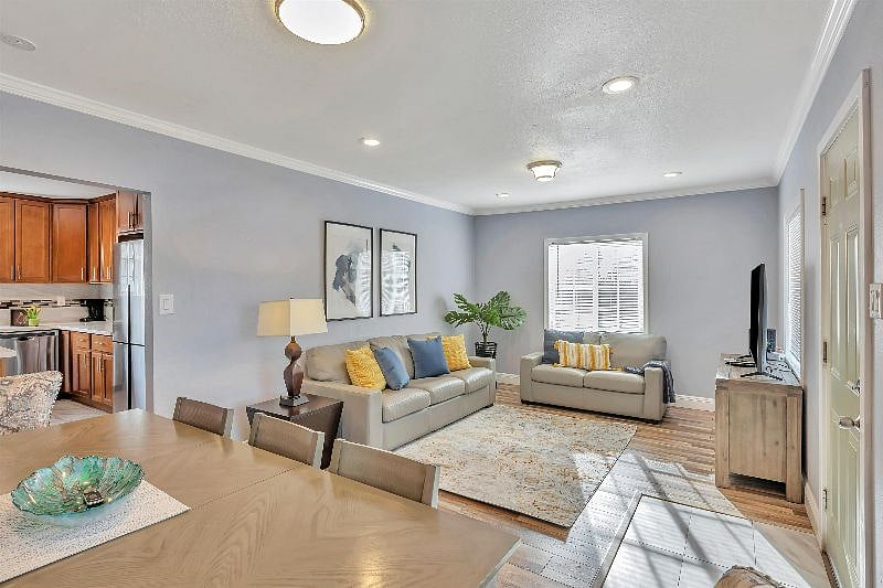 Furnished Finder property 576594_1 photo 10