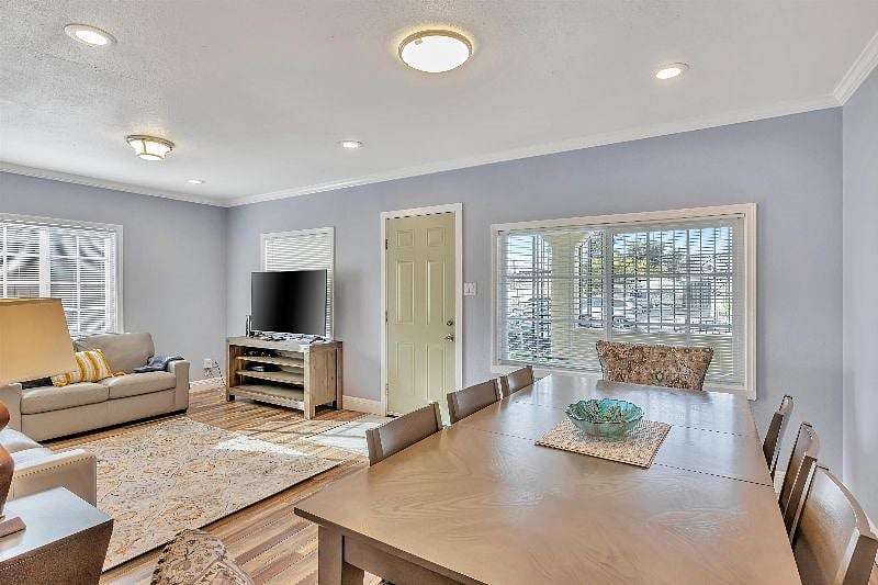 Furnished Finder property 576594_1 photo 11