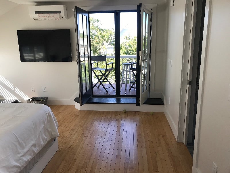 Third floor balcony!