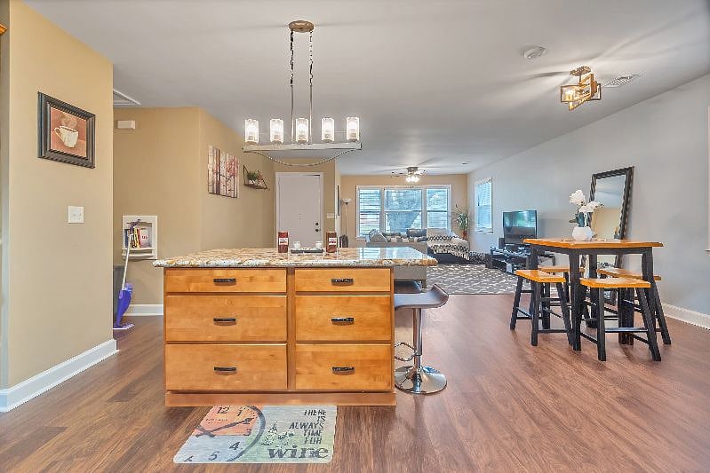 Furnished Finder property 576661_1 photo 9