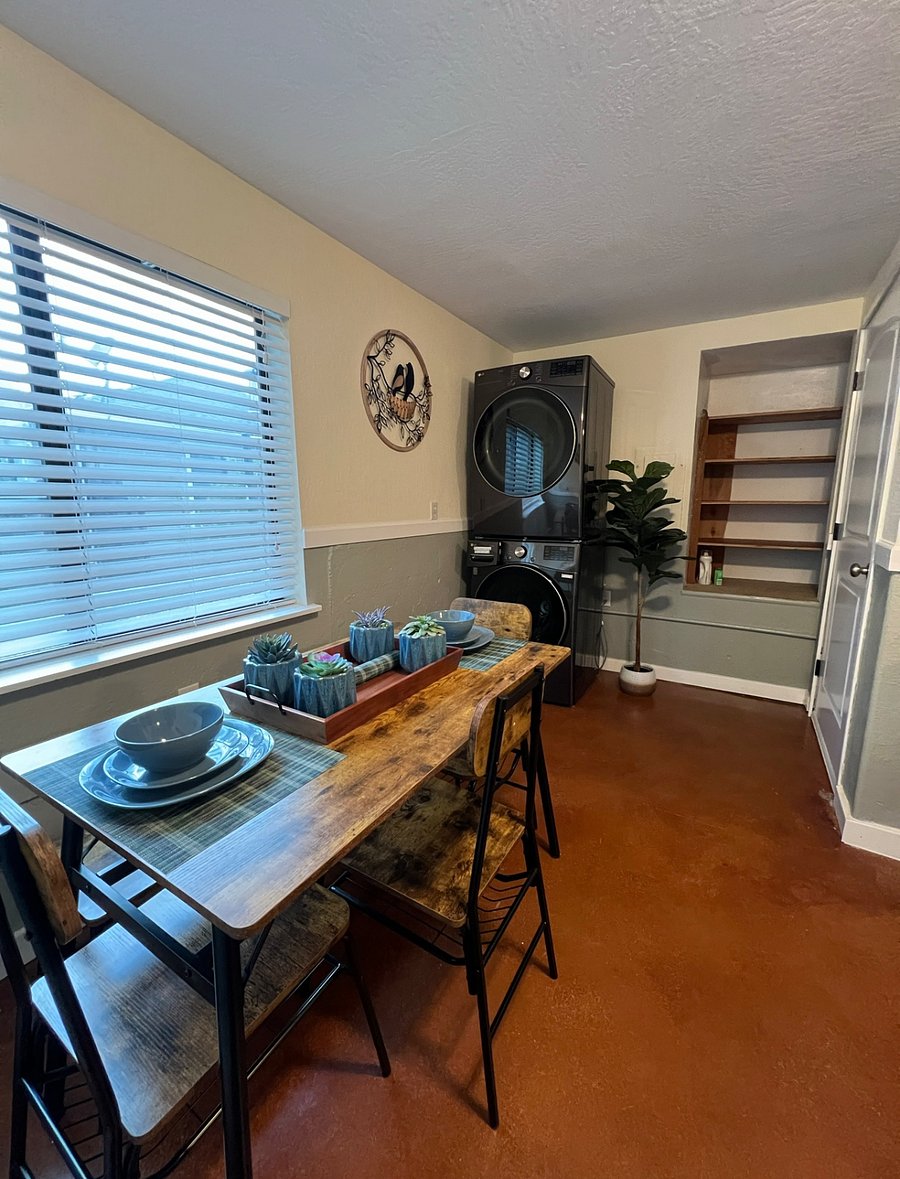 Furnished Finder property 576675_1 photo 7