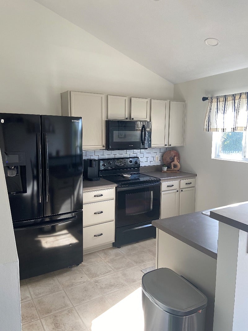Furnished Finder property 576677_1 photo 10