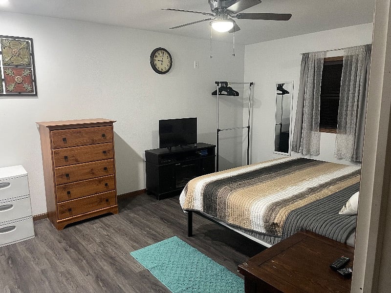 Furnished Finder property 576689_1 photo 8