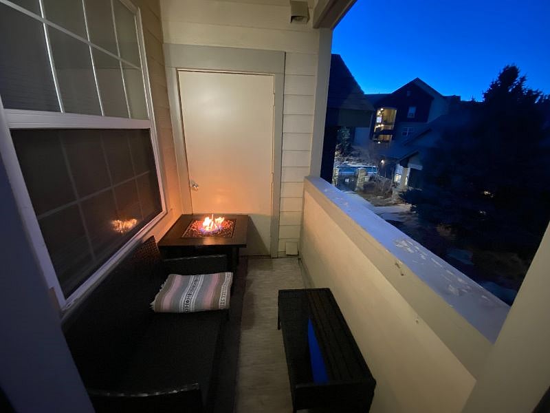 Patio/ balcony