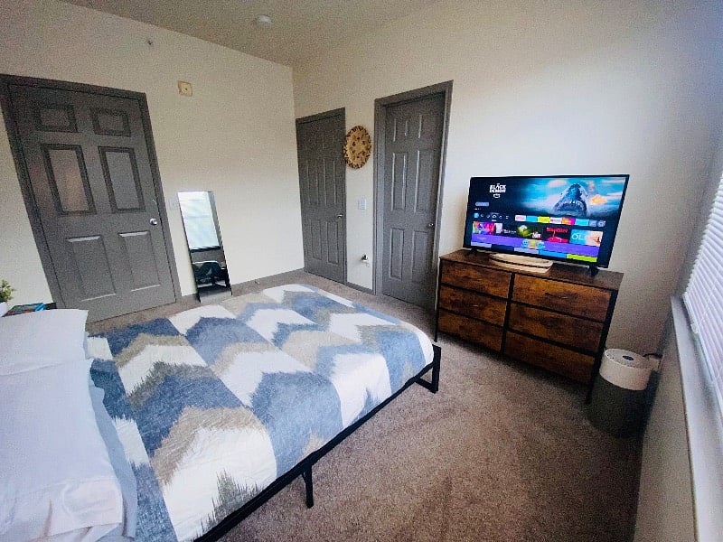 Private bedroom