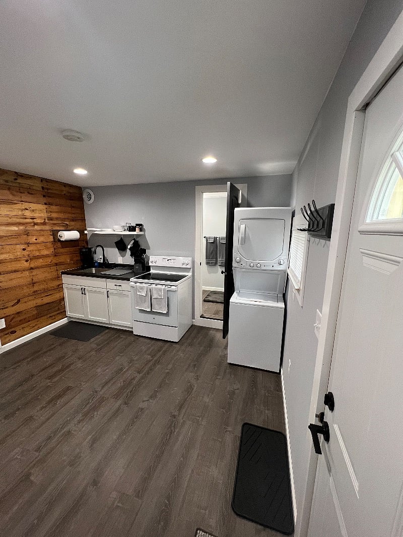 Furnished Finder property 576747_1 photo 4