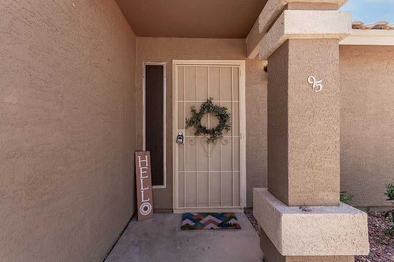 Furnished Finder property 576752_1 photo 3