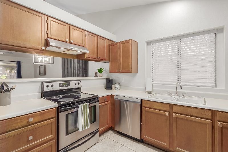 Furnished Finder property 576752_1 photo 5