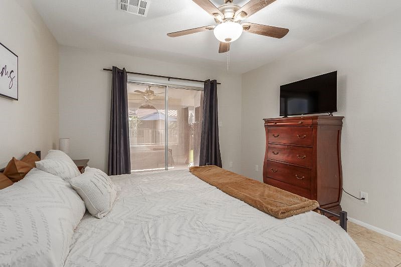 Furnished Finder property 576752_1 photo 12