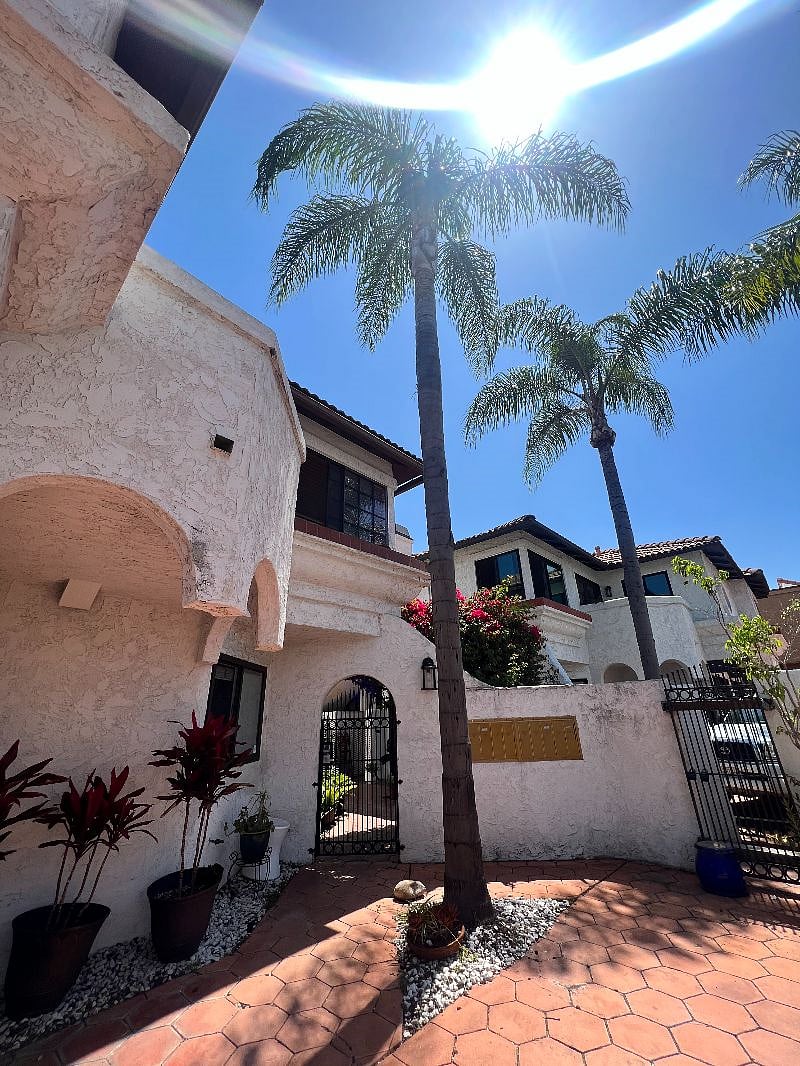 Furnished Finder property 576778_1 photo 11