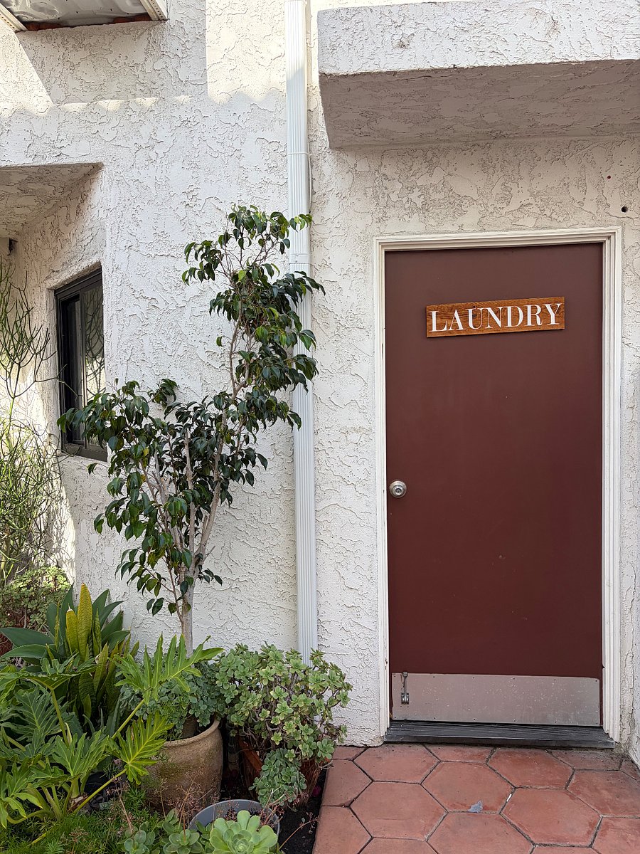 Furnished Finder property 576778_1 photo 12