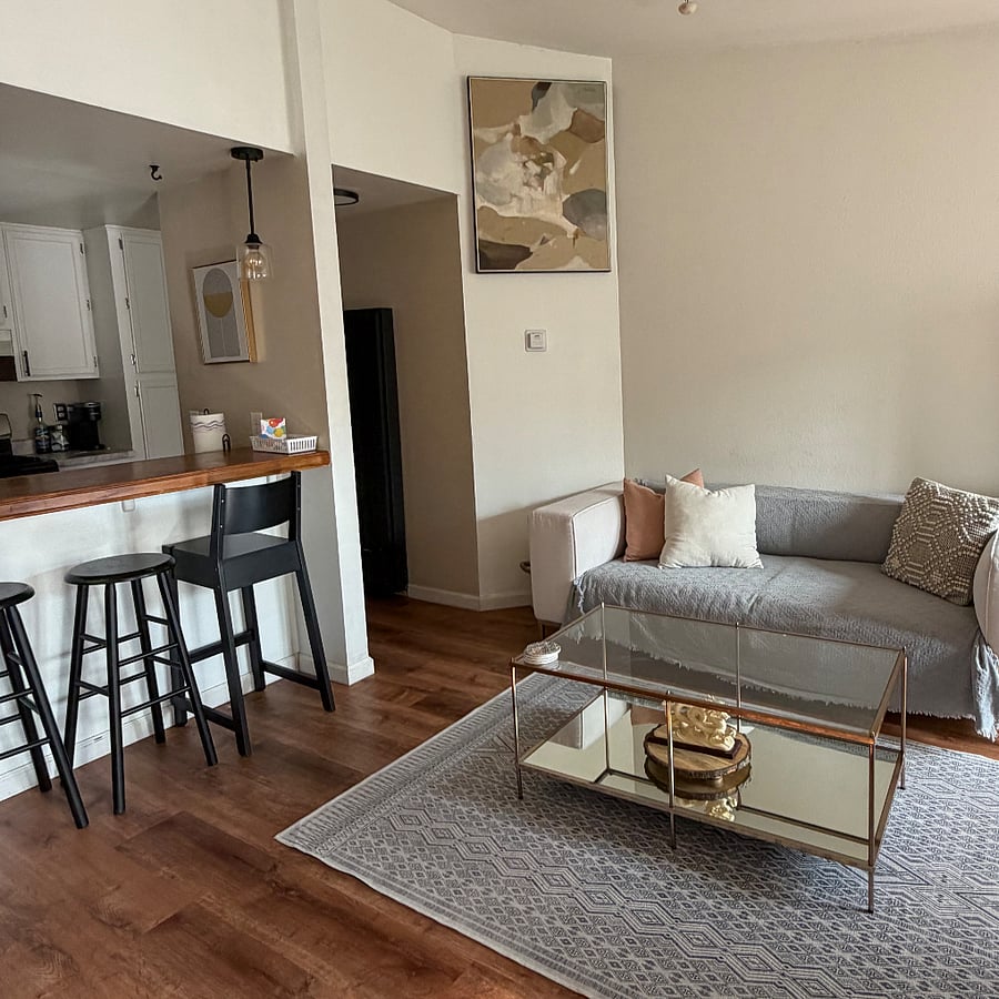 Furnished Finder property 576778_1 photo 3