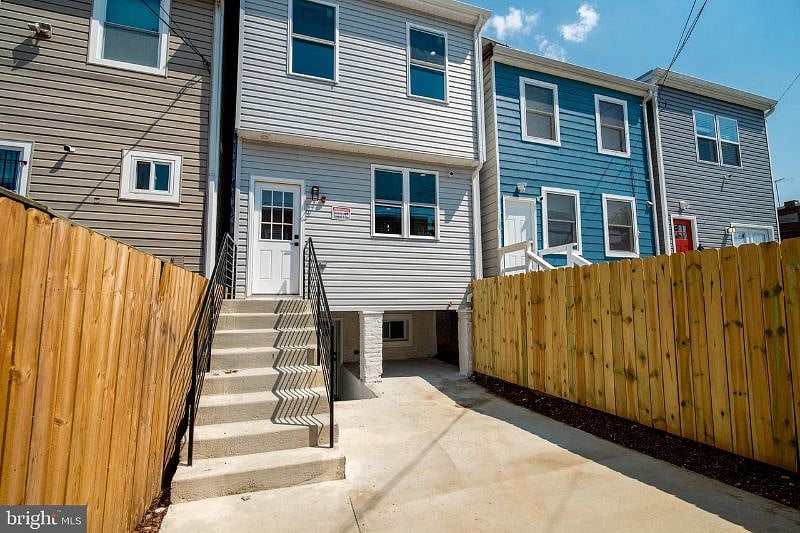 Furnished Finder property 576840_1 photo 12