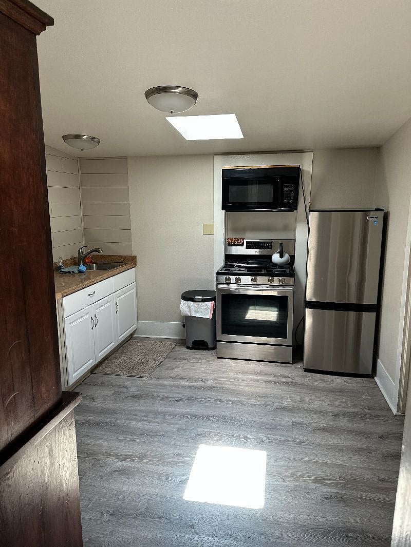 Furnished Finder property 576881_1 photo 5