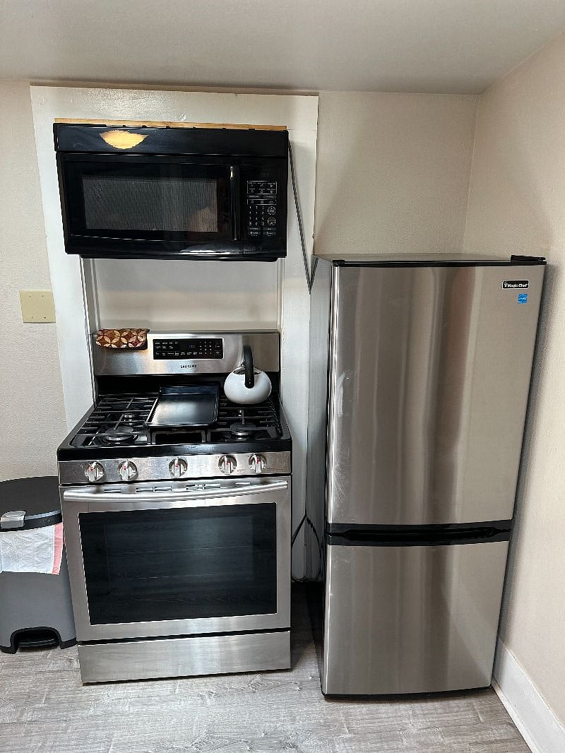 Furnished Finder property 576881_1 photo 8