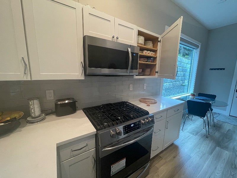 Furnished Finder property 576883_1 photo 3