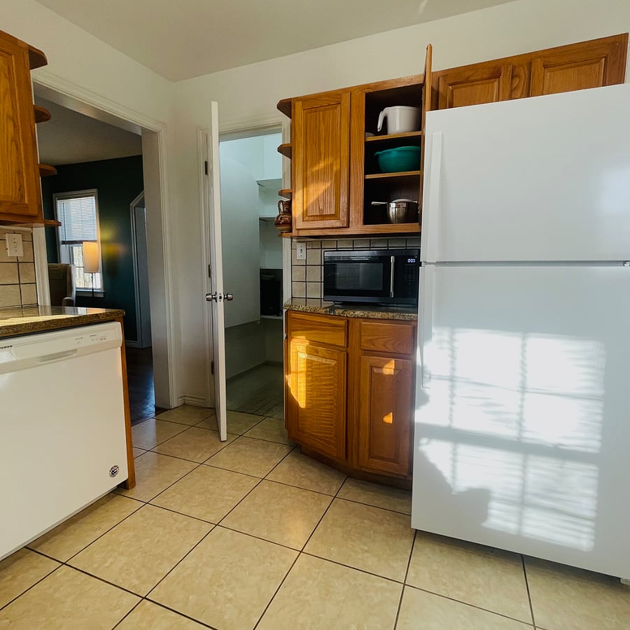 Furnished Finder property 576896_1 photo 11