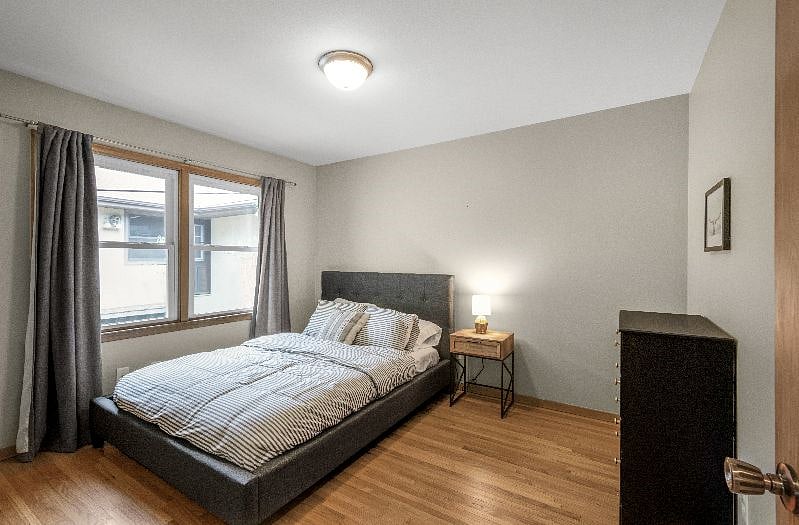 Furnished Finder property 576900_1 photo 11