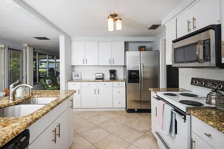 Furnished Finder property 576930_1 photo 7