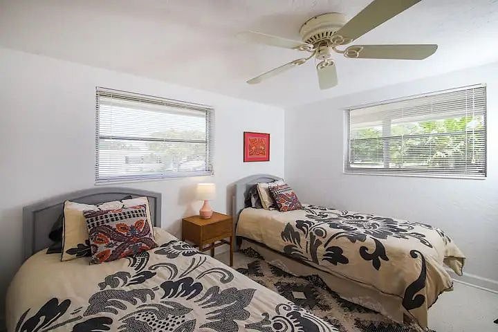 Furnished Finder property 576930_1 photo 12