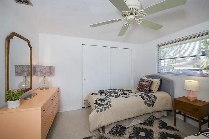Furnished Finder property 576930_1 photo 13