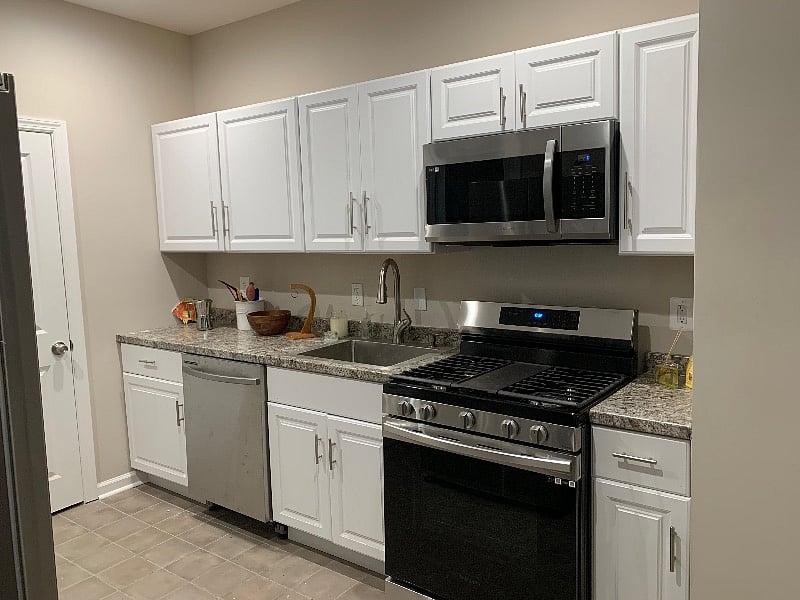Furnished Finder property 576979_1 photo 3