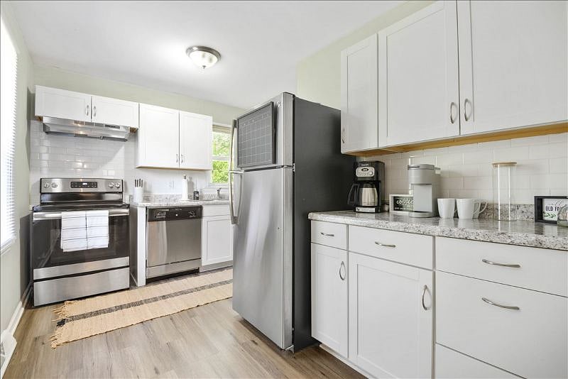 Furnished Finder property 576980_1 photo 3