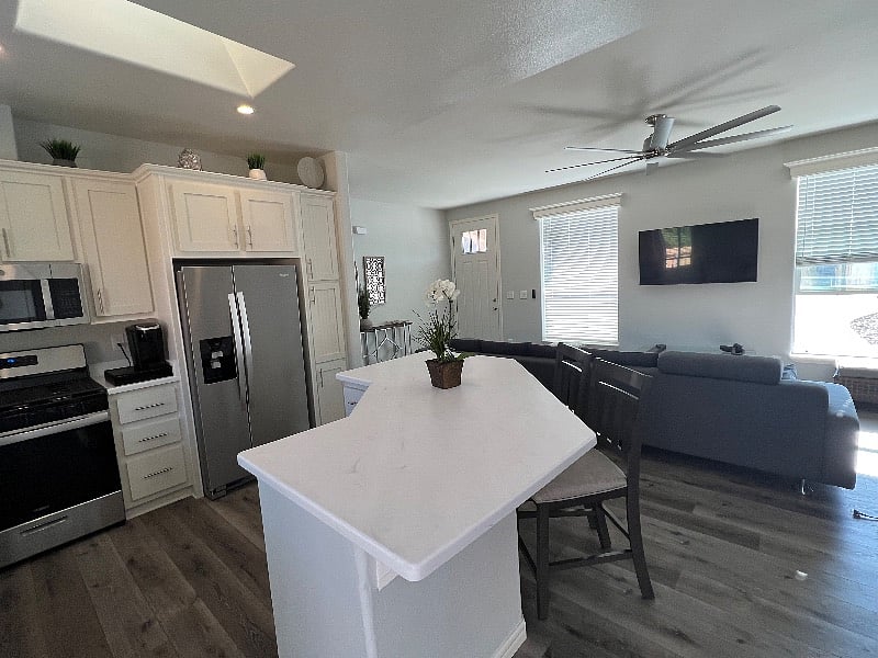 Furnished Finder property 576981_1 photo 5