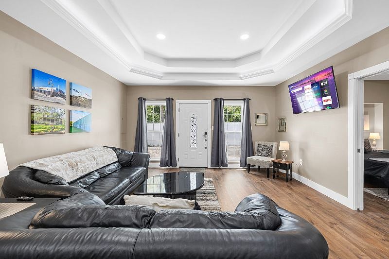 Furnished Finder property 577010_1 photo 5